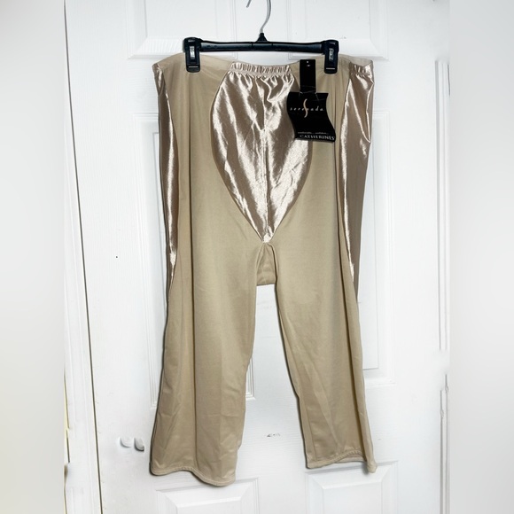 Confident Woman Pant Set main image 1